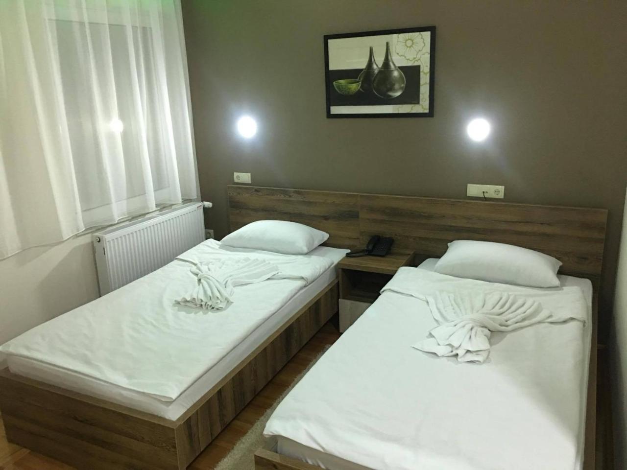 Odmaraliste Vidik Hotel Lazarevac ภายนอก รูปภาพ