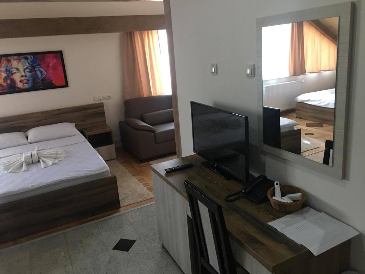 Odmaraliste Vidik Hotel Lazarevac ภายนอก รูปภาพ